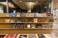 A bookcase inside the Marywood Univrsity Learning Commons.